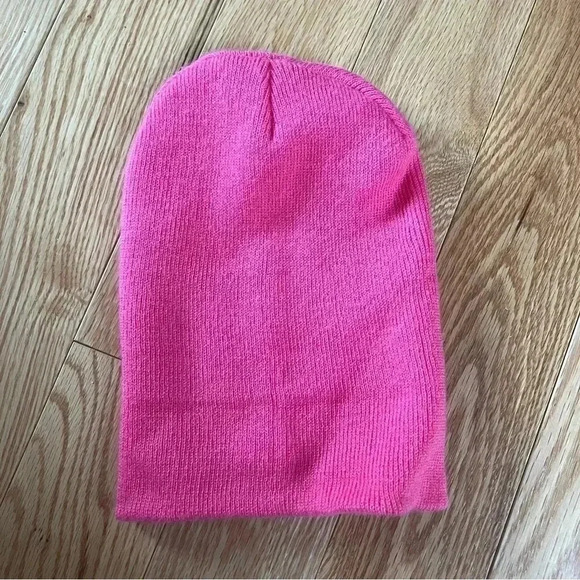 Hot pink acrylic  beanie - Picture 1 of 1